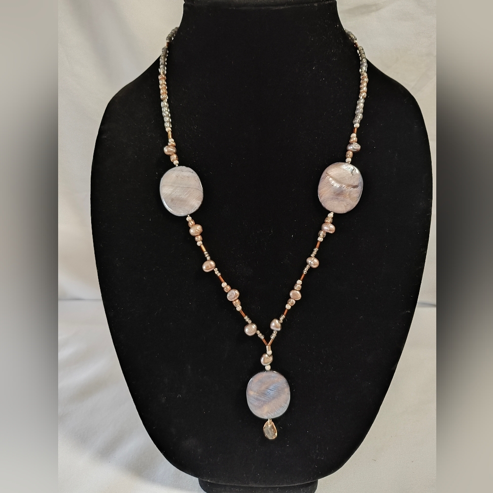 Elegant Pearl and Stone Necklace
